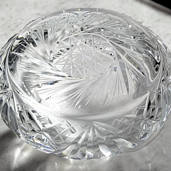 Bohemian Cut Crystal Heavy Ashtray-Exquisite Czech Pinwheel Swirl & Star Design - Picture 3 of 7